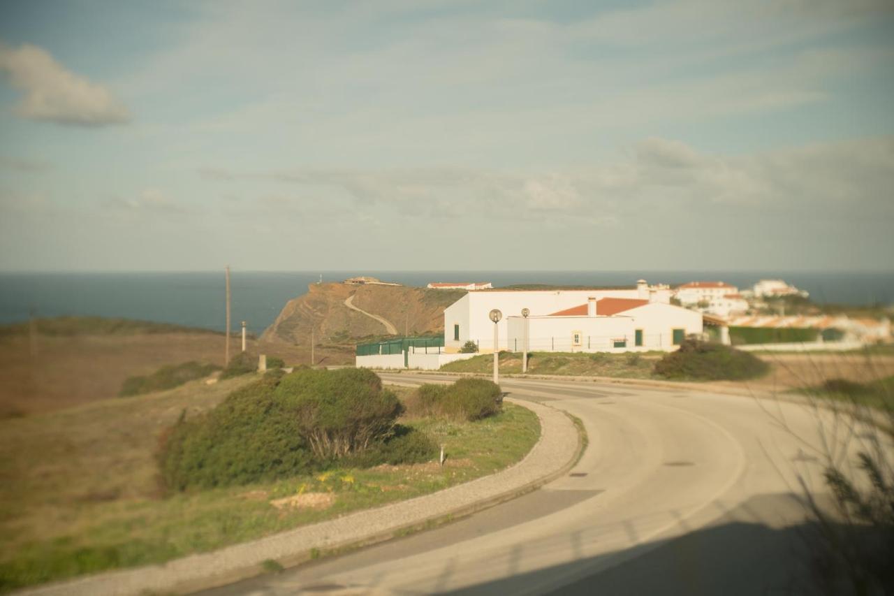 Hi Arrifana Destination Hostel Aljezur Exterior photo